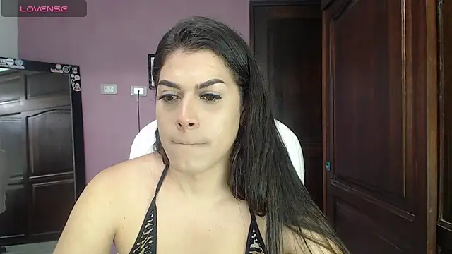 Luciana Ortiz1 online show from 10, 1, 2025