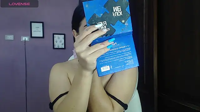 Luciana Ortiz1 online show from 11, 1, 2025