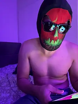 Snapshot of Daniel2zuZ chatting on 5, 10, 2025 Daniel2zuZ online show from 5, 10, 2025