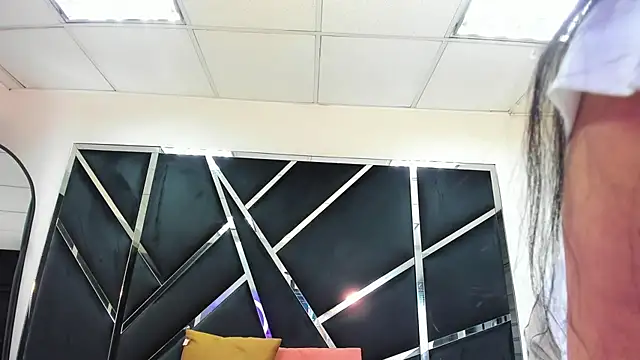 Ivanna18 x online show from 25, 10, 2025