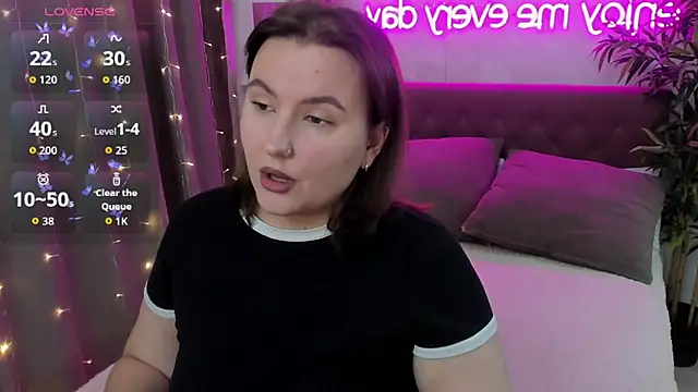 FeralPeach online show from 5, 11, 2025