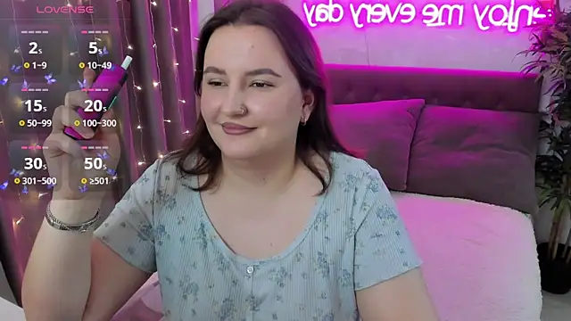 FeralPeach online show from 17, 12, 2025