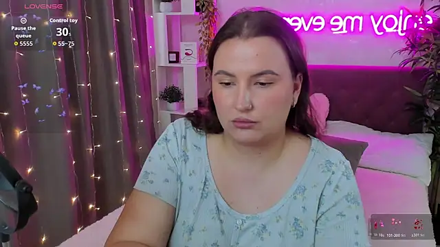 FeralPeach online show from 23, 7, 2026