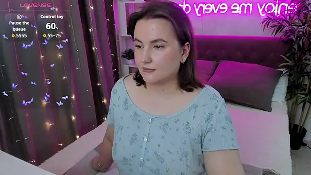 FeralPeach online show from 2, 10, 2025