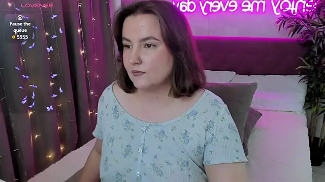 FeralPeach online show from 13, 9, 2025