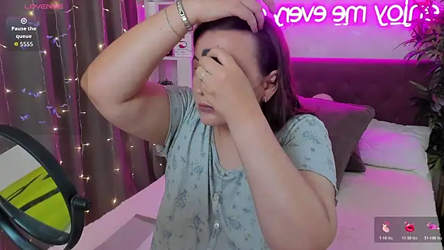 FeralPeach online show from 12, 7, 2026