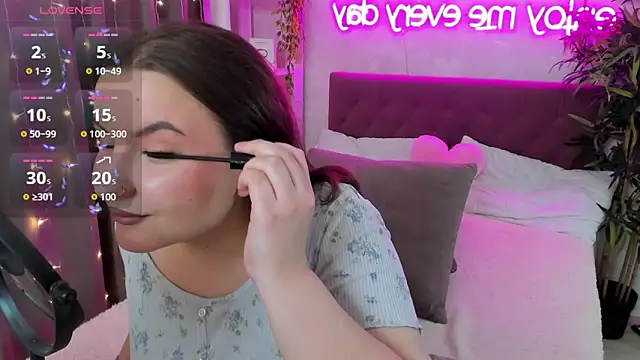 FeralPeach online show from 8, 3, 2026