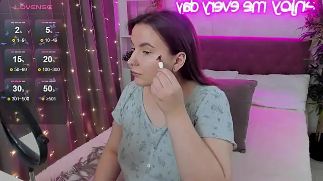 FeralPeach online show from 14, 11, 2025