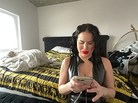 yourgoddessangela online show from 16, 12, 2025