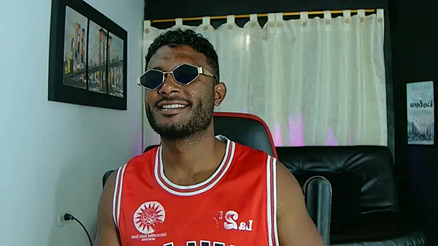 Snapshot of Black_indiian chatting on 12, 9, 2025 Black indiian online show from 12, 9, 2025