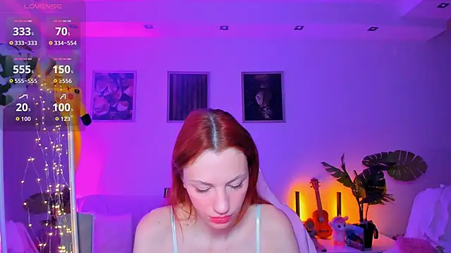 Alyssa Smitt online show from 23, 11, 2025