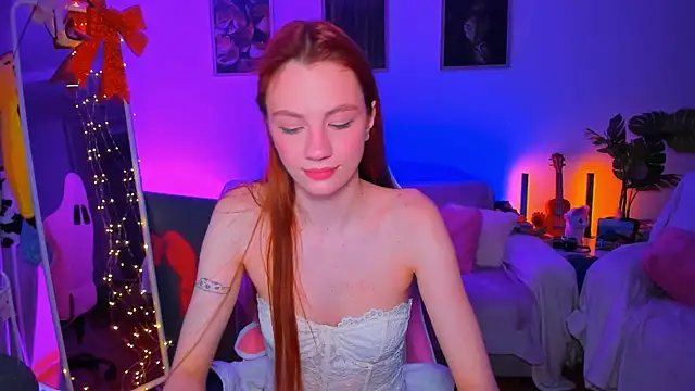 Alyssa Smitt online show from 19, 3, 2025