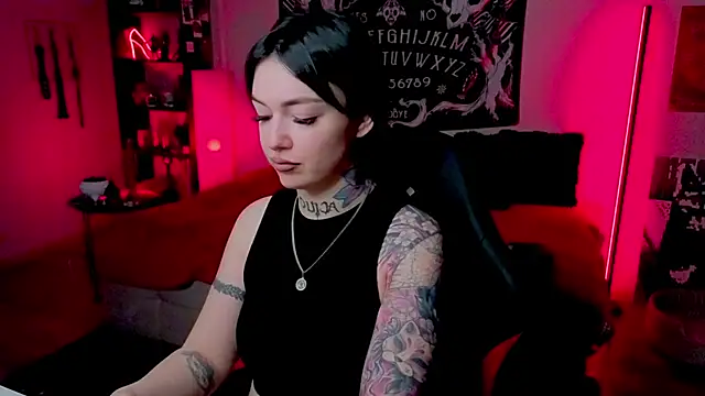 Snapshot of Magic_Allie chatting on 21, 6, 2026 Magic Allie online show from 21, 6, 2026