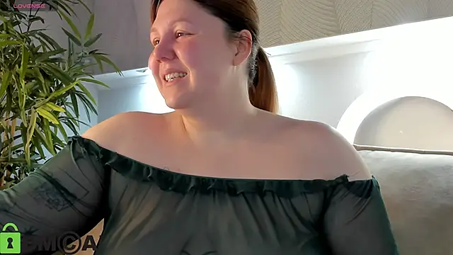 Ruth Oliver online show from 30, 3, 2026