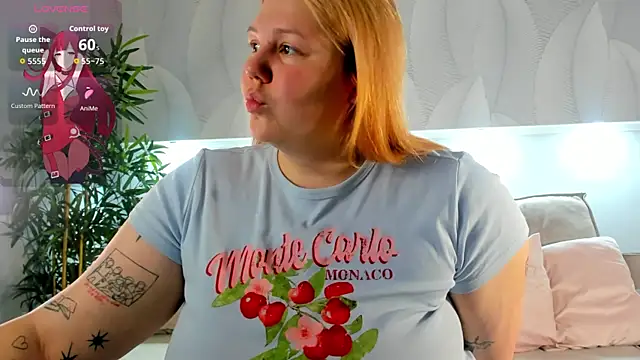 Ruth Oliver online show from 6, 11, 2025