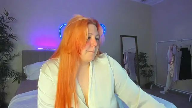 Ruth Oliver online show from 12, 9, 2025