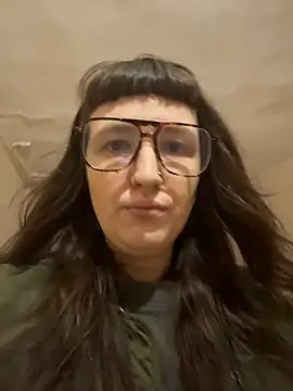 Snapshot of O_X_A_N_A_X chatting on 26, 3, 2026 O X A N A X online show from 26, 3, 2026