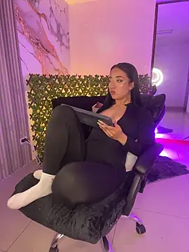 Ady 18 online show from 25, 3, 2026