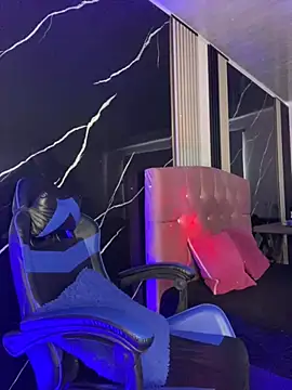 Ady 18 online show from 2, 12, 2025