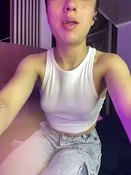 Ady 18 online show from 30, 10, 2025