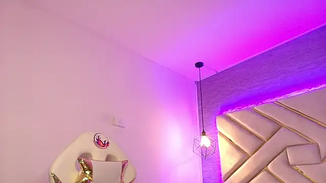 Snapshot of Queen_perla_ chatting on 21, 3, 2025 Queen perla online show from 21, 3, 2025