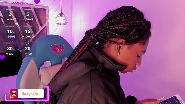 Snapshot of Queen_perla_ chatting on 25, 9, 2025 Queen perla online show from 25, 9, 2025