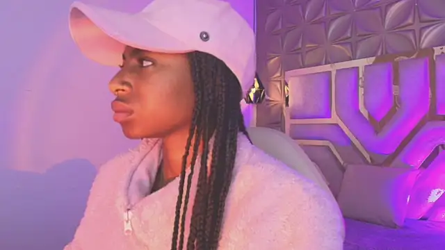 Queen perla  online show from 20, 3, 2026