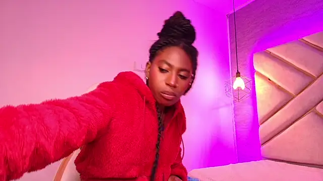 Snapshot of Queen_perla_ chatting on 22, 3, 2025 Queen perla online show from 22, 3, 2025