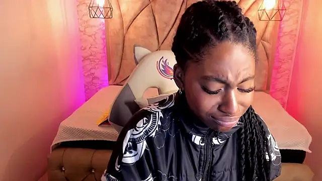 Snapshot of Queen_perla_ chatting on 18, 3, 2025 Queen perla online show from 18, 3, 2025