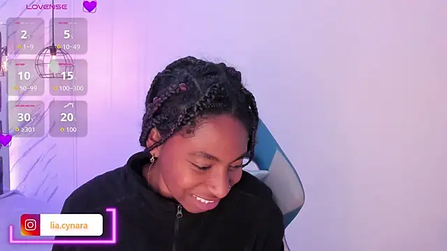 Snapshot of Queen_perla_ chatting on 11, 9, 2025 Queen perla online show from 11, 9, 2025