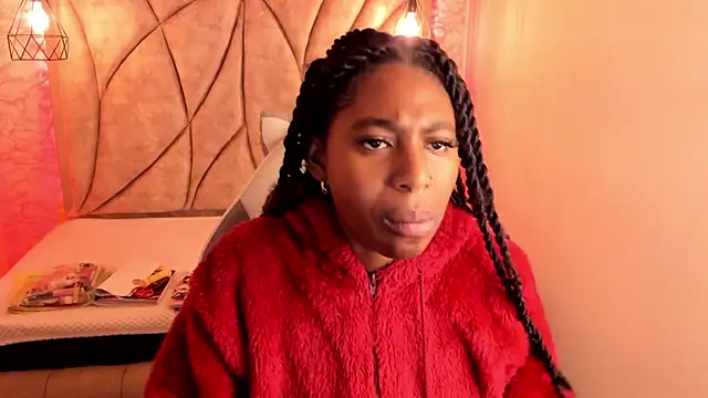 Snapshot of Queen_perla_ chatting on 14, 3, 2025 Queen perla online show from 14, 3, 2025