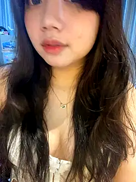 Hotellinh12 online show from 5, 10, 2025