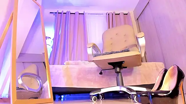 thais dreams online show from 12, 3, 2025