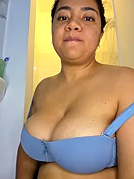 Watagatapitusberry1 online show from 27, 11, 2025