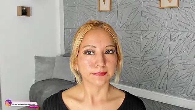 agatadelphine online show from 13, 3, 2026