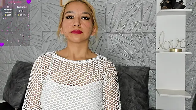 agatadelphine online show from 2, 10, 2025