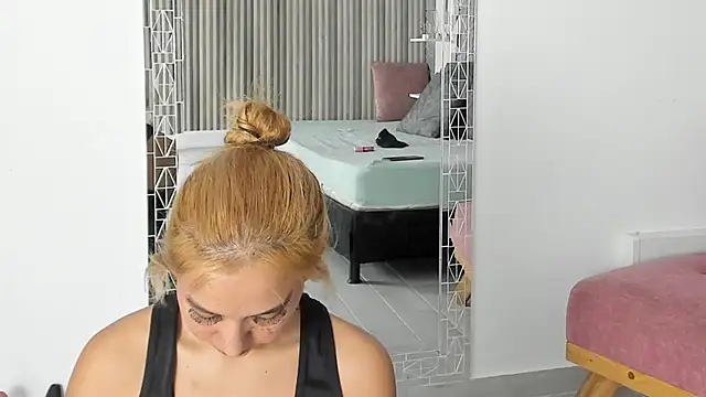 agatadelphine online show from 24, 9, 2025