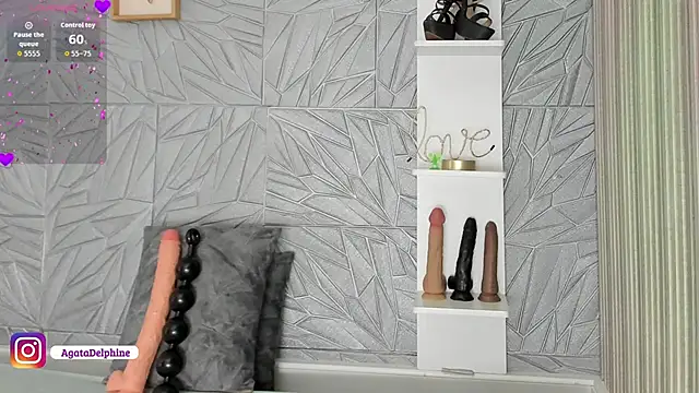 agatadelphine online show from 15, 11, 2025