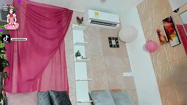 agatadelphine online show from 28, 2, 2025