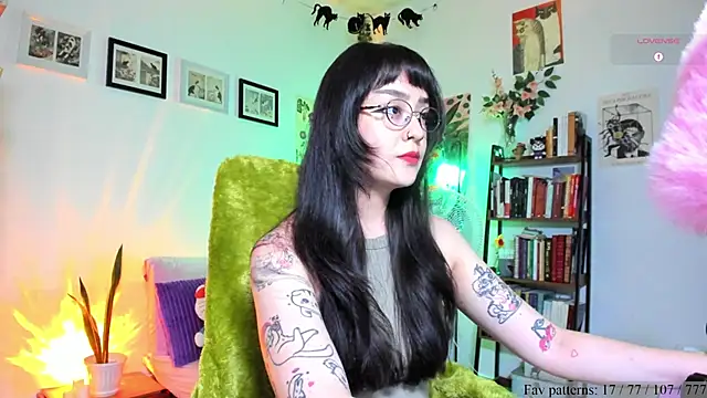 Snapshot of Conlosmichis chatting on 3, 2, 2026 Conlosmichis online show from 3, 2, 2026