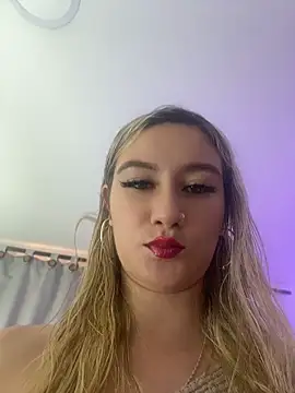 MaryDeniro online show from 7, 5, 2026