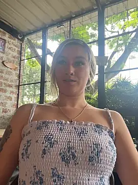MaryDeniro online show from 14, 5, 2026