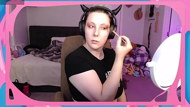 Snapshot of CirqueNoirBlu chatting on 16, 9, 2025 CirqueNoirBlu online show from 16, 9, 2025