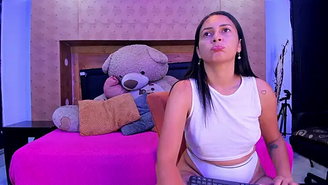 SofiAndNicol online show from 6, 10, 2025