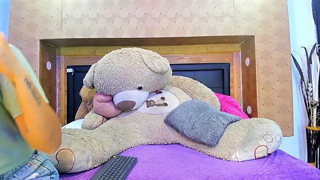 SofiAndNicol online show from 8, 11, 2025