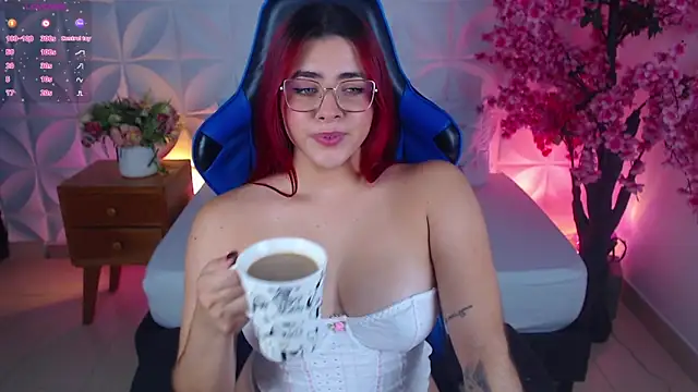 lizowenn  online show from 1, 11, 2025