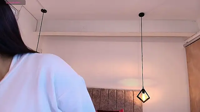 GiaFox  online show from 12, 4, 2026