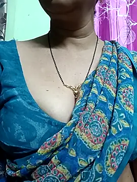 Snapshot of Rosy-B chatting on 22, 12, 2025 Rosy-B online show from 22, 12, 2025