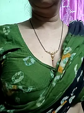 Snapshot of Rosy-B chatting on 7, 2, 2026 Rosy-B online show from 7, 2, 2026