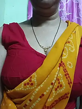 Snapshot of Rosy-B chatting on 20, 5, 2026 Rosy-B online show from 20, 5, 2026